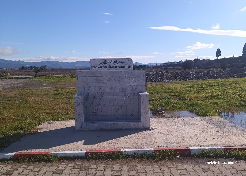 (10715) Keremköy - Unnamed Road — foto