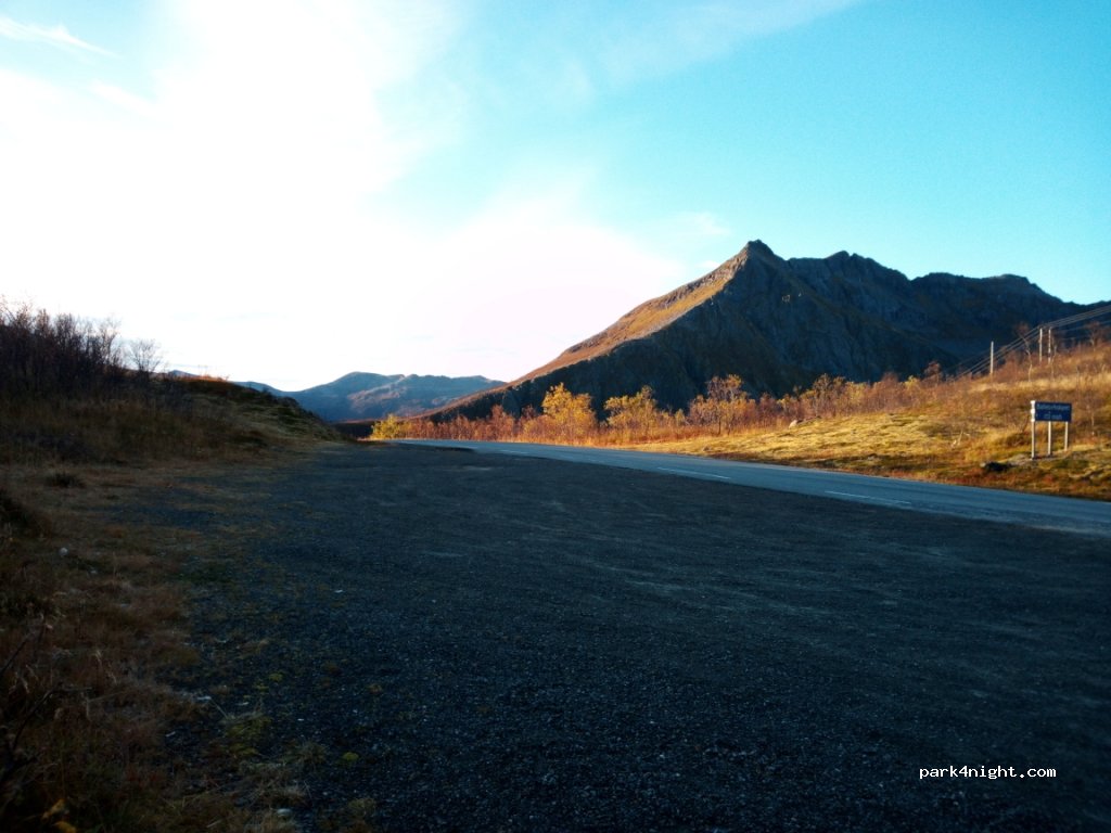 (9380)  - Unnamed Road — foto