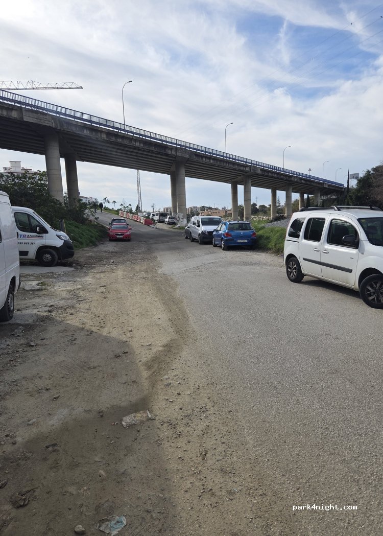 (29780) Nerja - Unnamed Road — foto