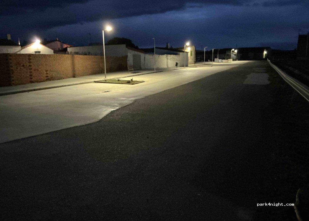 (05358) San Juan de la Encinilla - Calle del Río — foto