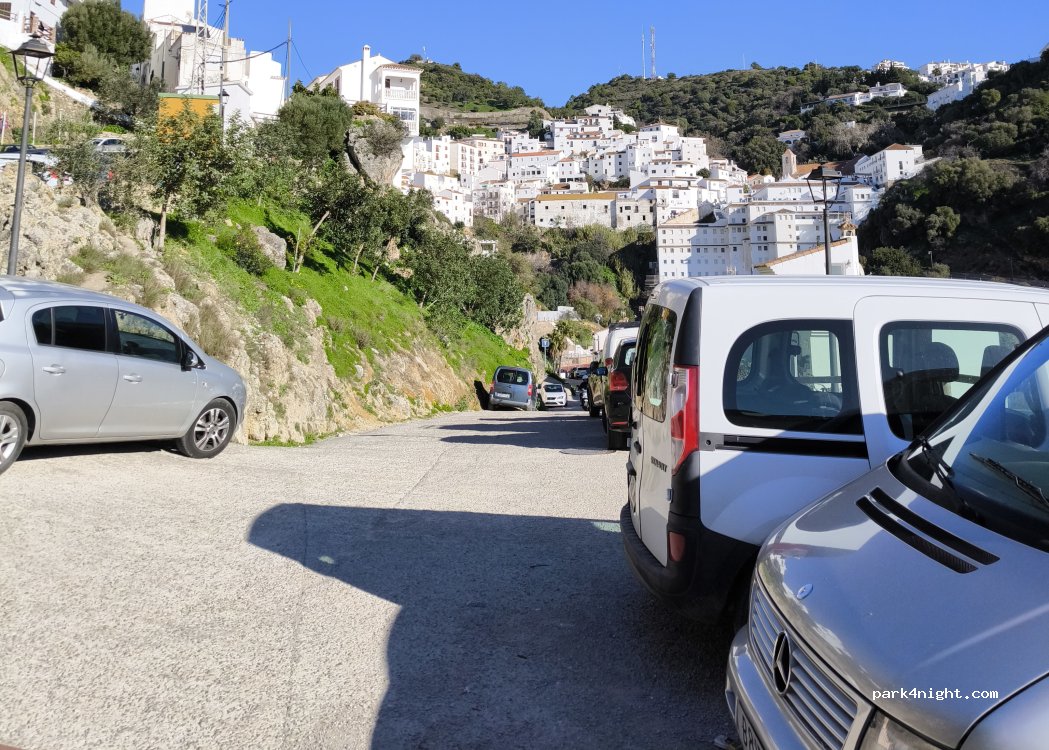 (29690) Casares - C. Molinos, 1 — foto