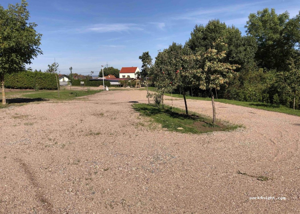Ihr Camperstellplatz im Grünen — foto 3