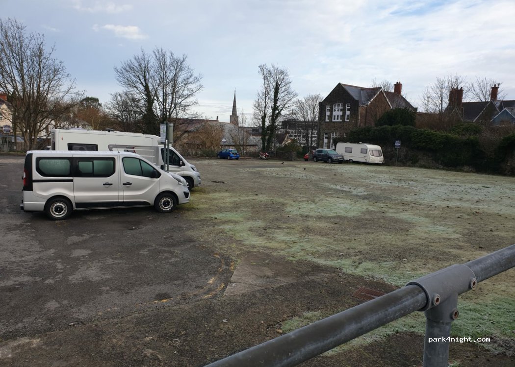 (SA61 1SY) Haverfordwest - Dew Street — foto 2