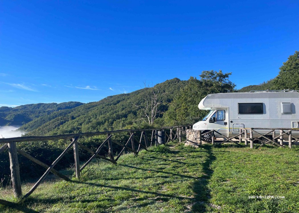(02020) Colle di Tora - Unnamed Road — foto 2