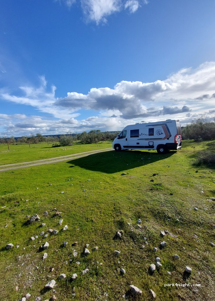 (10980) Alcántara - Unnamed Road — foto