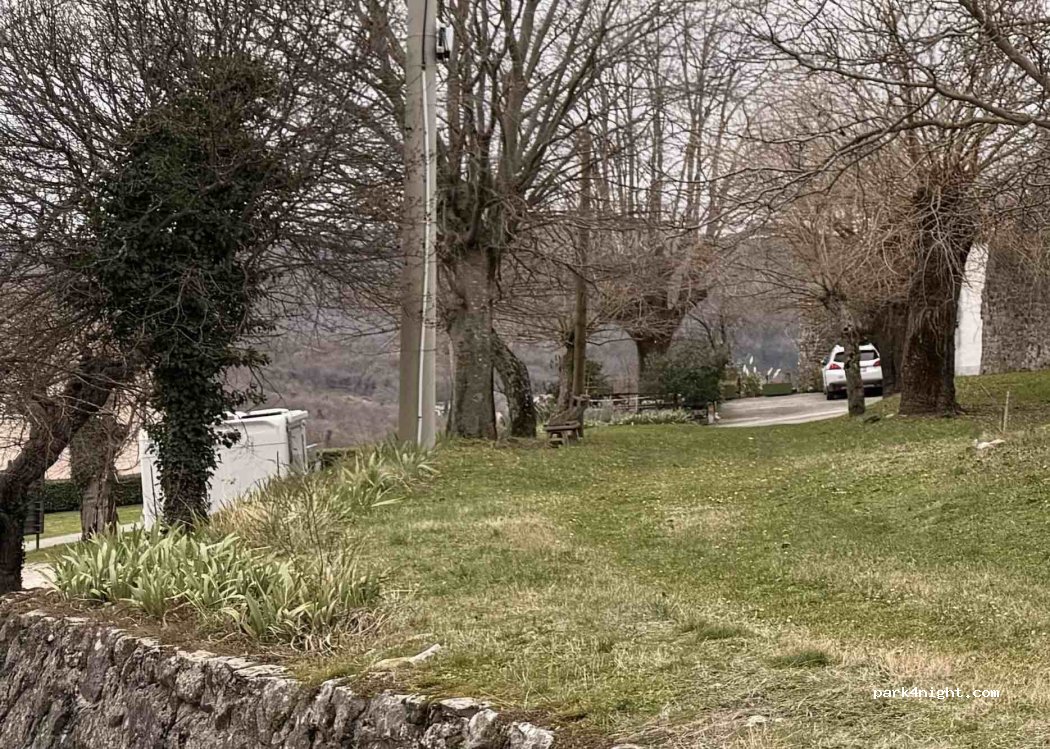 (52425) Roč - Roč — foto
