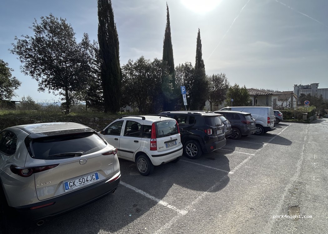 (53011) Castellina in Chianti - Via Martiri di Montemaggio — foto