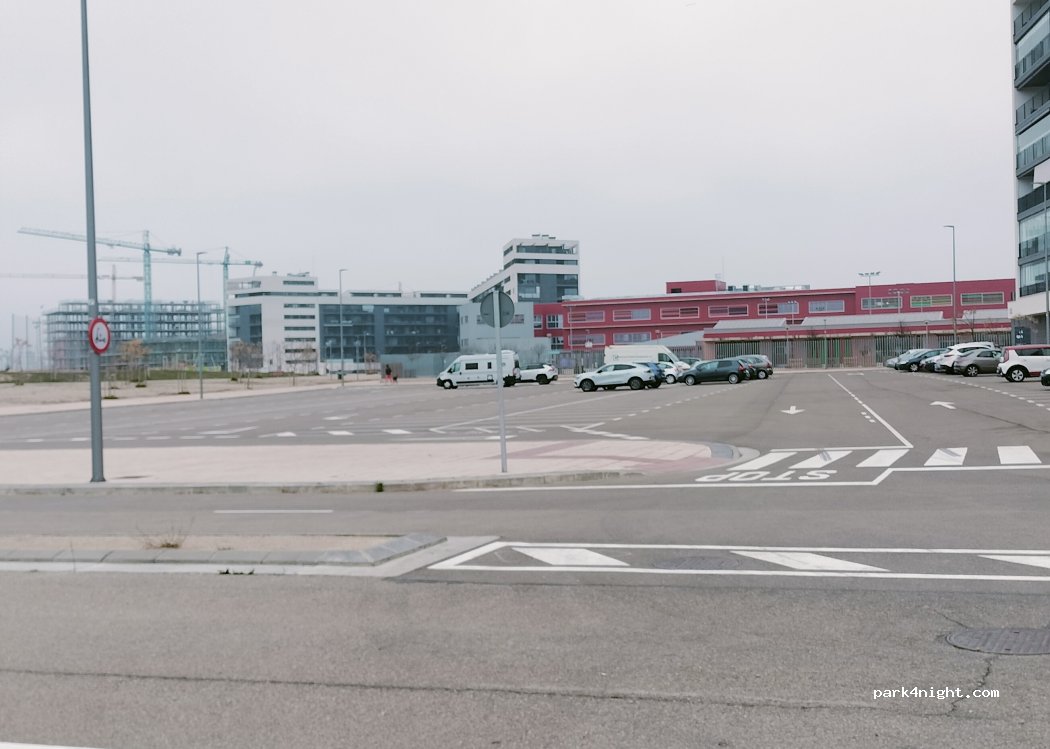 (50022) Zaragoza - Unnamed Road — foto