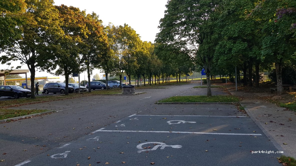 (72300) Parcé-sur-Sarthe - L'Océane — foto
