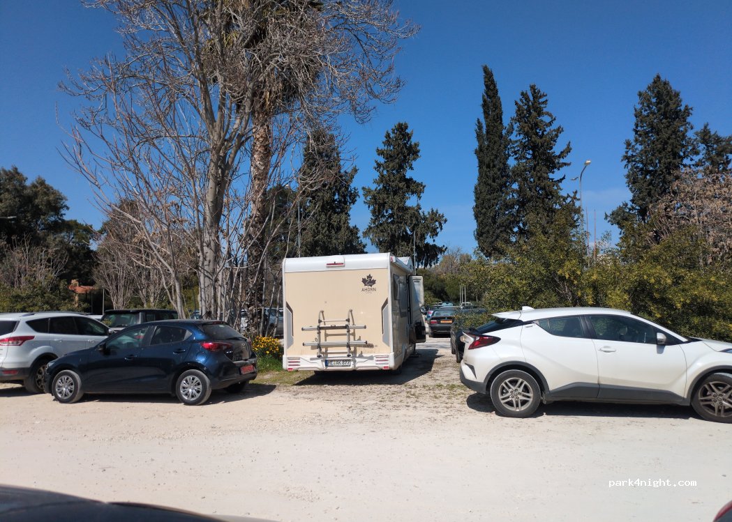 (1453) Nicosia Municipality - Leoforos Dimostheni Severi Avenue — foto 2