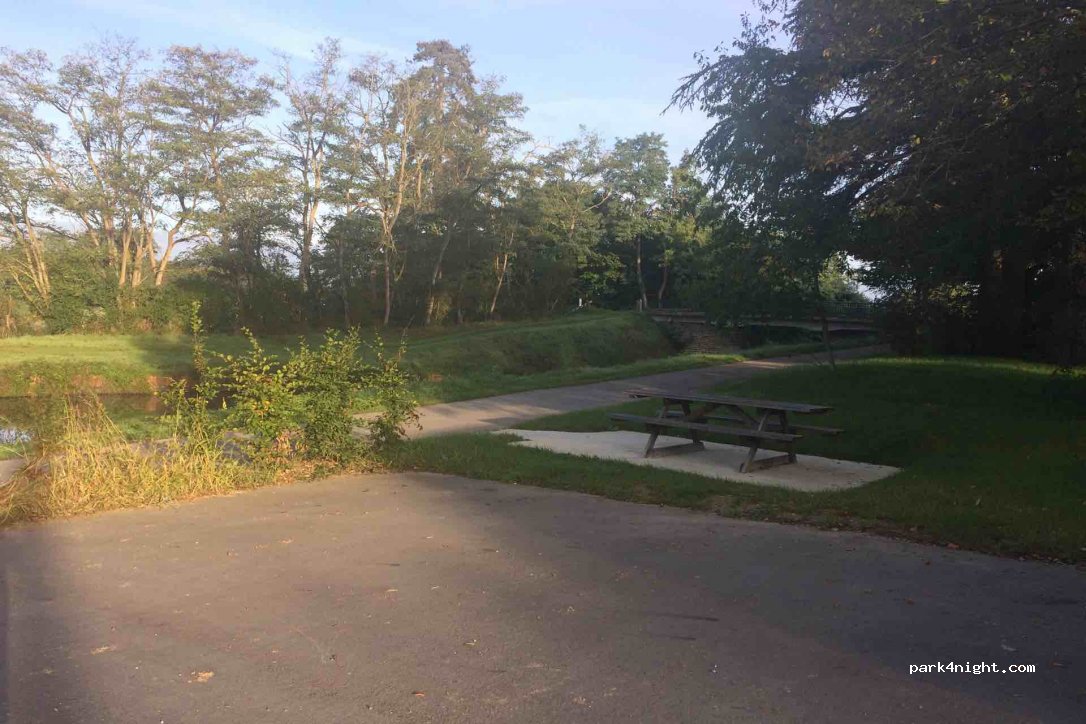 (35170) Bruz - Ecluse de Mons — foto 2