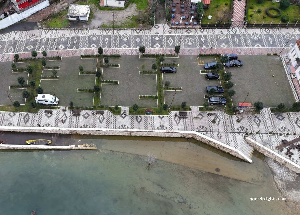 (4001-4007) Shkoder - Sheshi Shirokës — foto