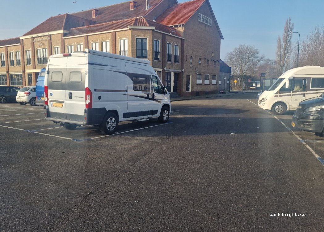 (1131DJ) Volendam - Edammerweg — foto 3
