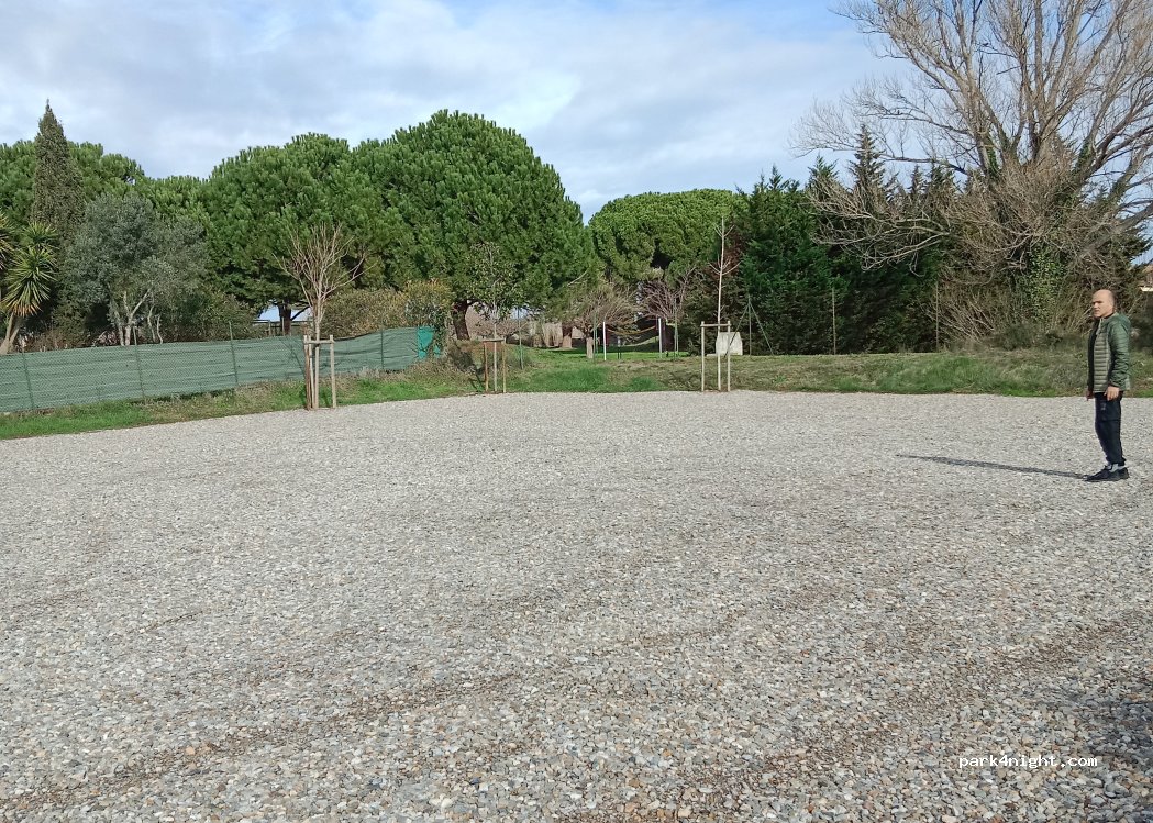 (11110) Coursan - Avenue Jean Jaurès — foto 3