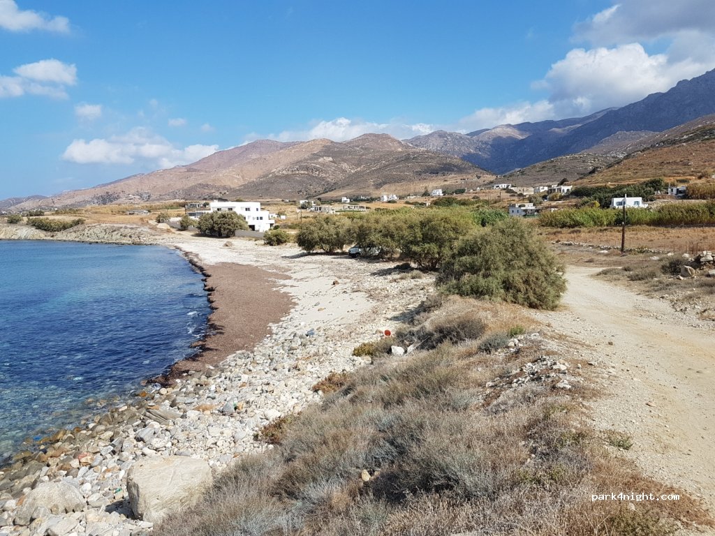 (843 02) Kastraki - Unnamed Road — foto