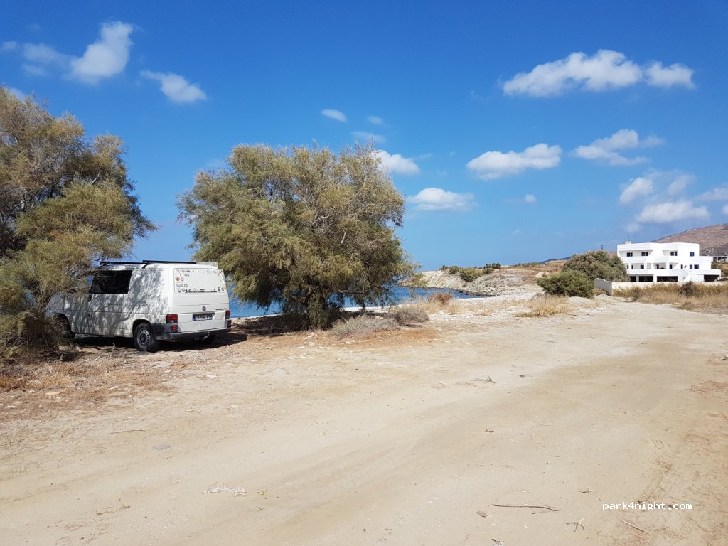 (843 02) Kastraki - Unnamed Road — foto 2