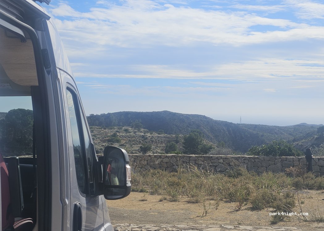 (03569) Aigües - Unnamed Road — foto