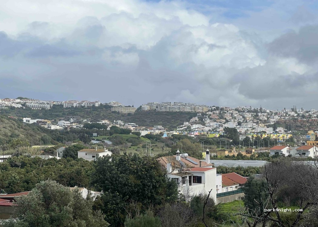 (8200-651 A) Albufeira e Olhos de Água - Beco do Vale da Orada — foto 2