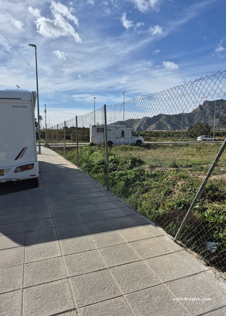 (03300) Orihuela - Calle Hermandad de la Resurrección — foto 2
