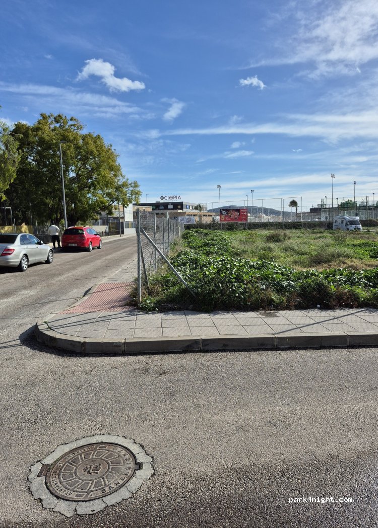 (03300) Orihuela - Calle Hermandad de la Resurrección — foto 3