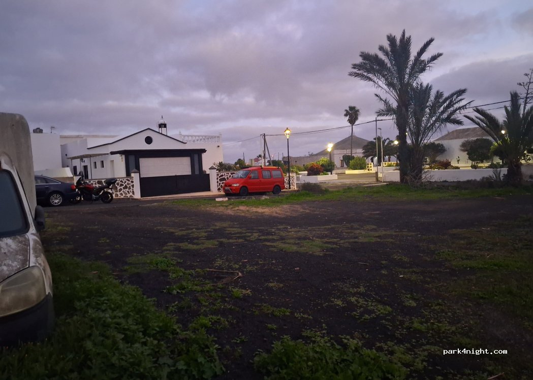 (35530) Teguise - Calle Eucalipto — foto