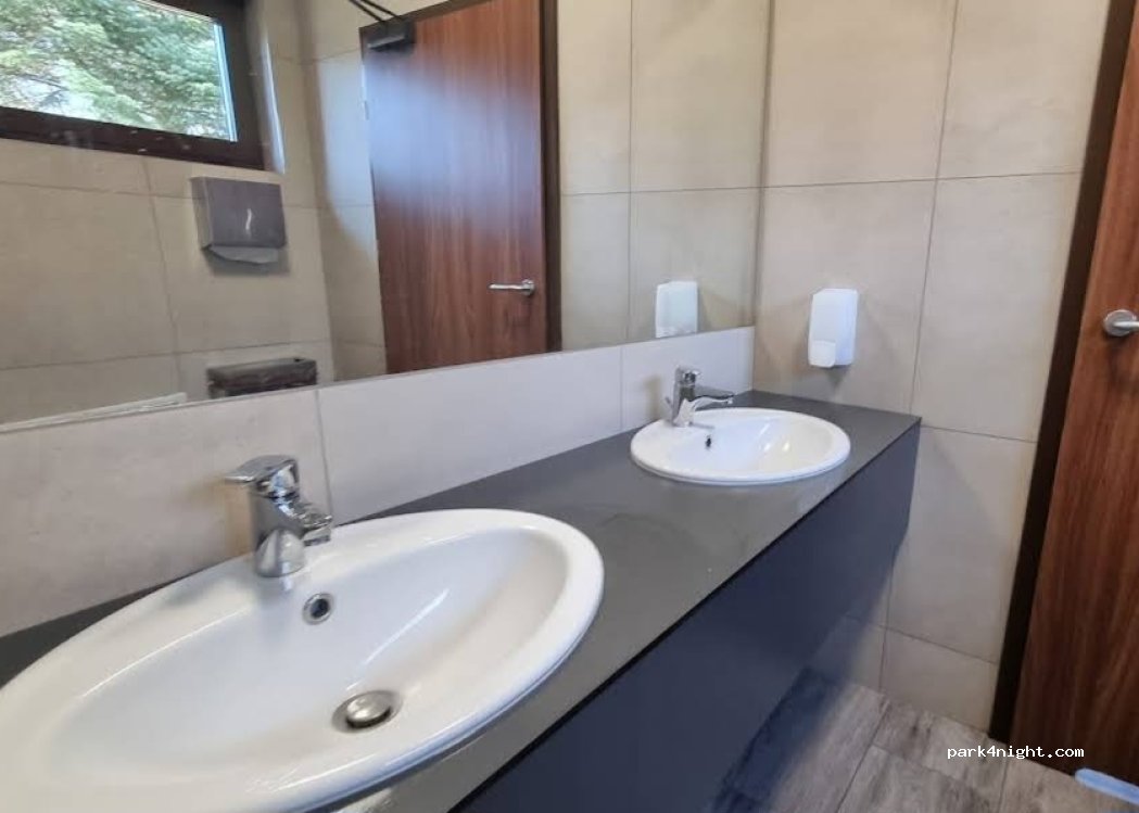 (32-602) Oświęcim - Aleja Tysiąclecia — foto 4