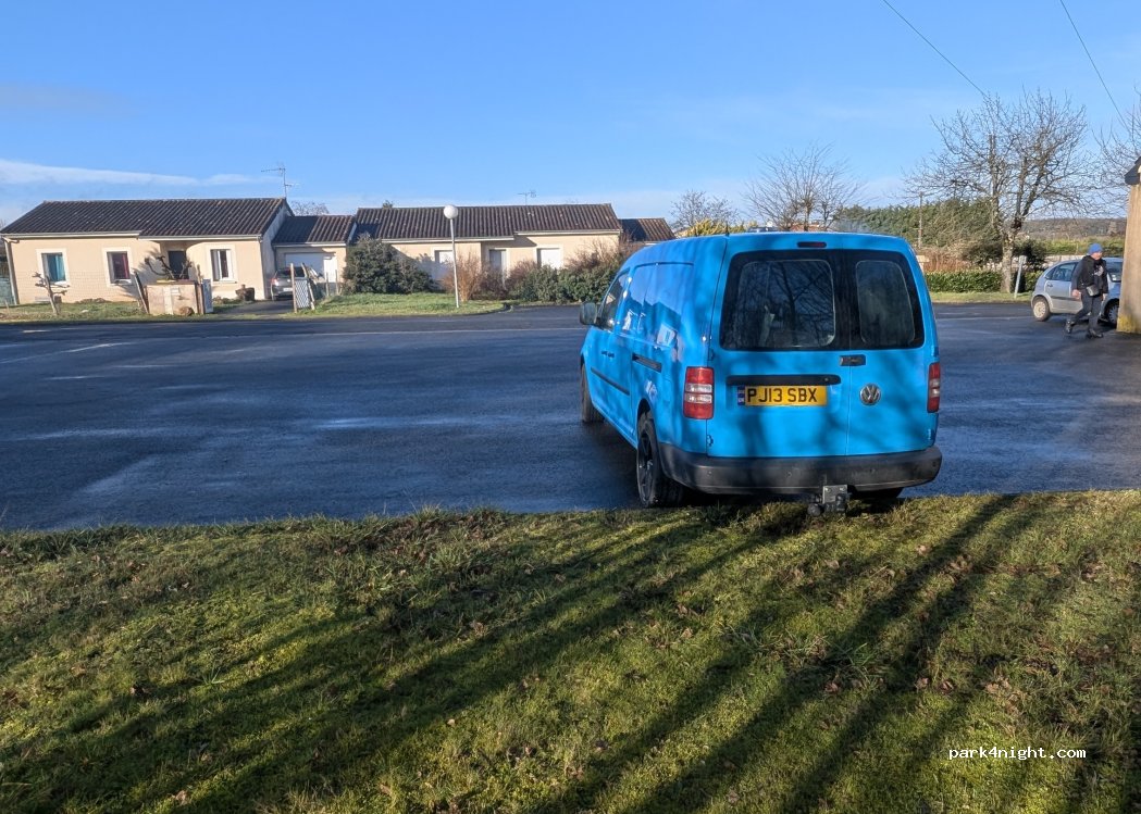 (86120) Roiffé - Cité des Varennes — foto