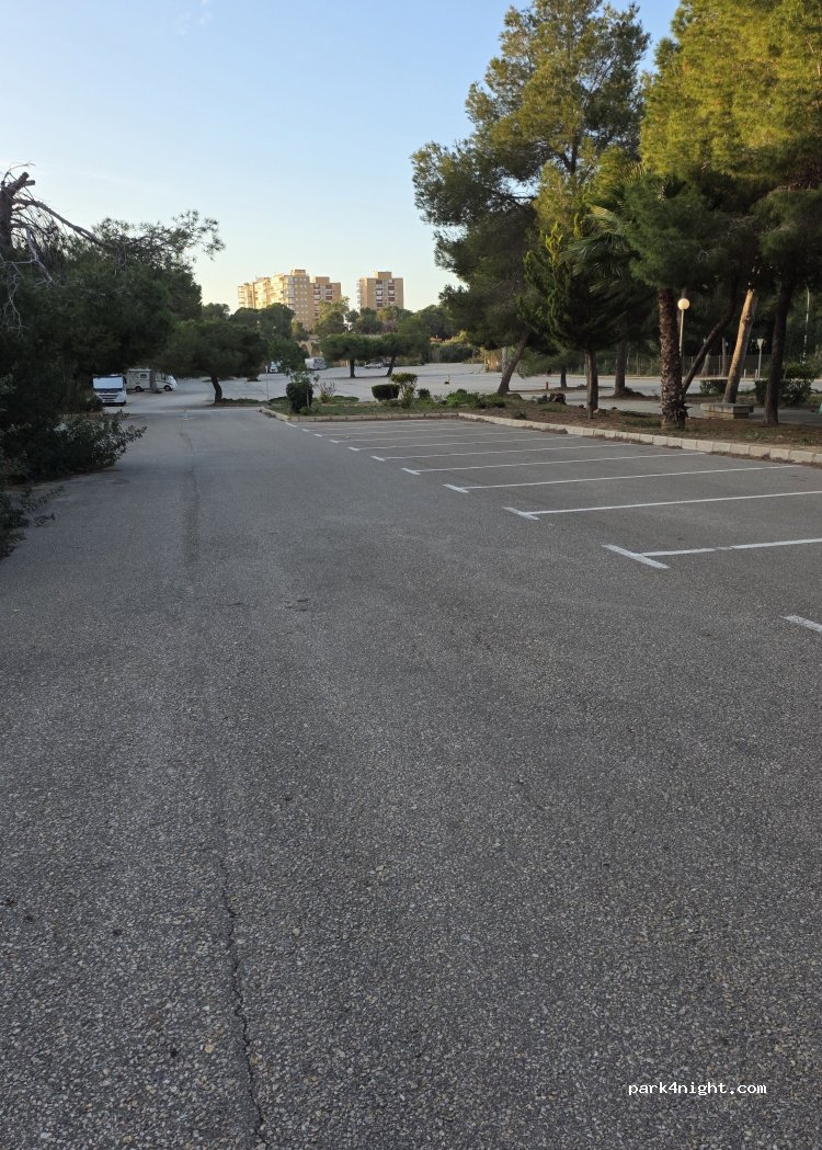 (03189) Dehesa de Campoamor - calle Eduardo Mendoza — foto