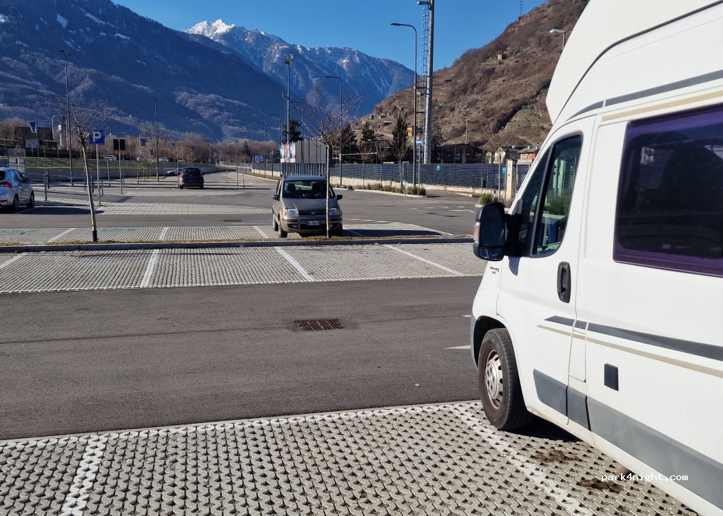 (23100) Sondrio - Viale dello Stadio — foto 2
