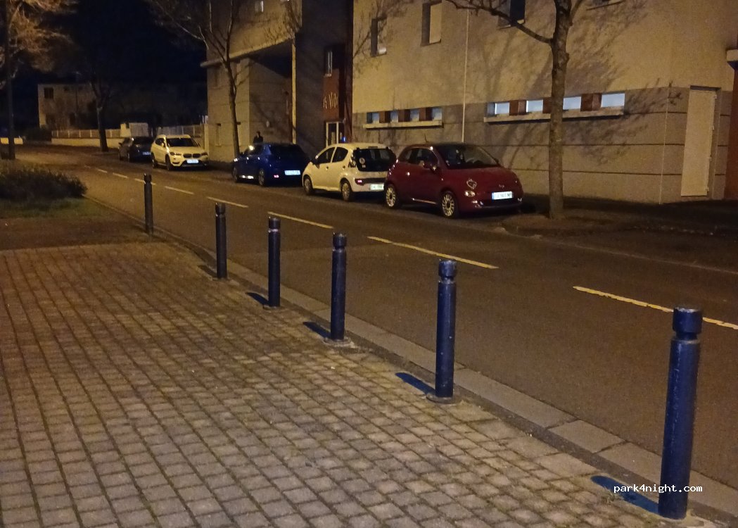 (63000) Clermont-Ferrand - Rue Pablo Picasso — foto 3