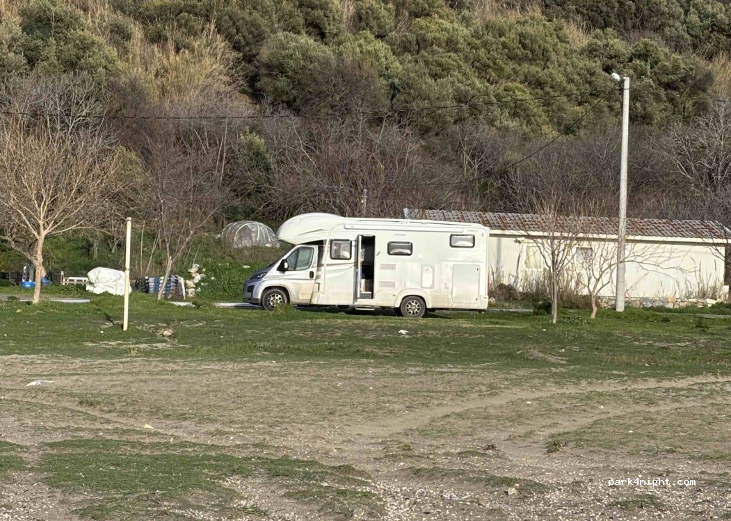 (17610) Yeniköy - Unnamed Road — foto 3