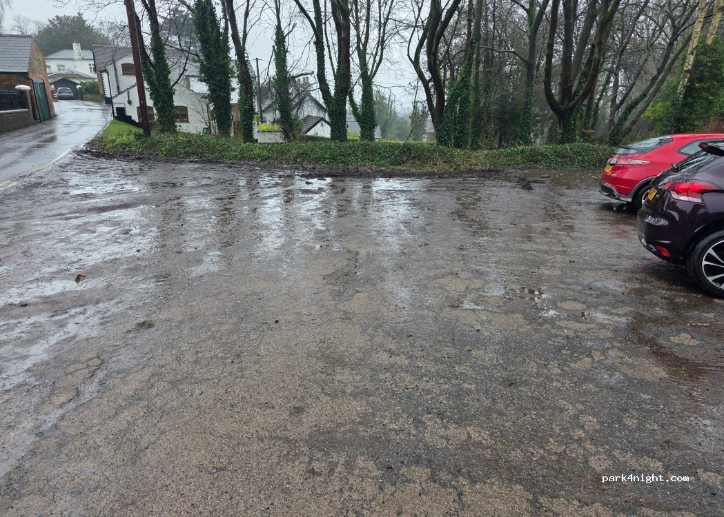 (DY9 9PU) Bromsgrove - Adam's Hill — foto