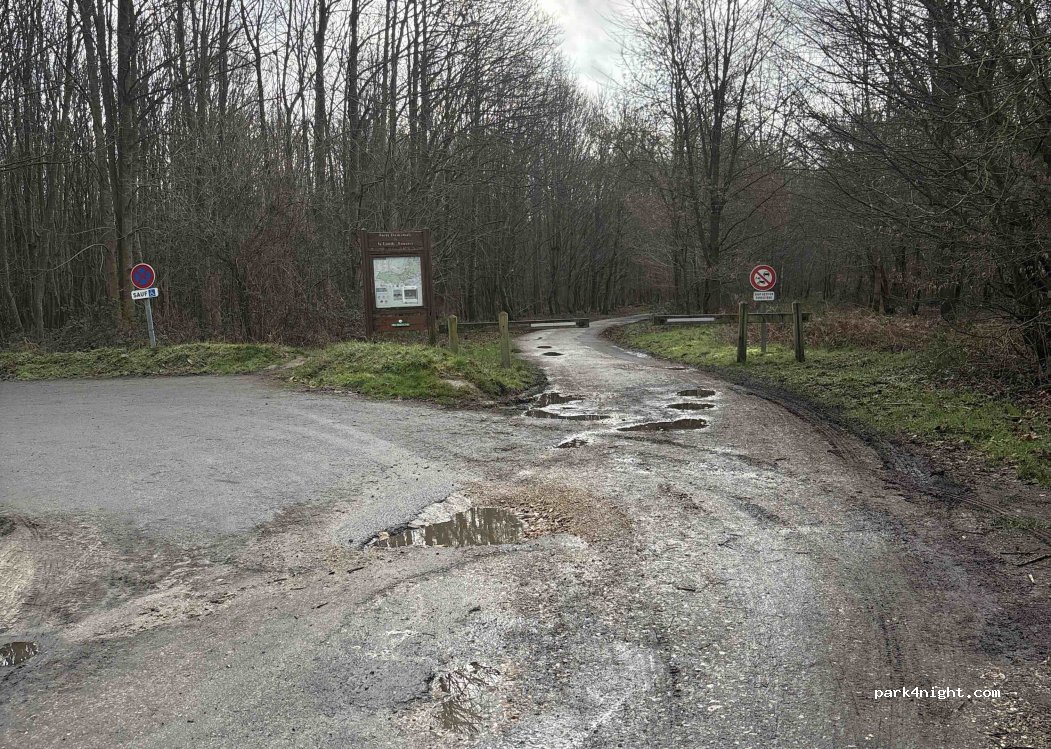 (76530) Grand-Couronne - Rue du Pavillon — foto 3