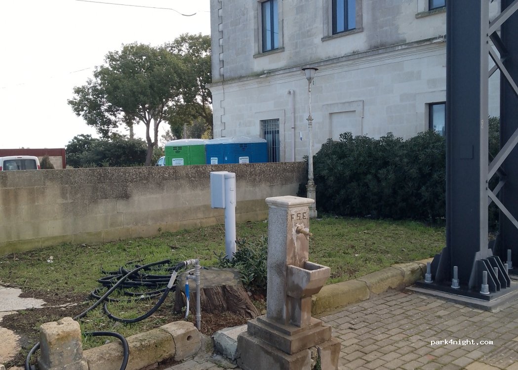 (73020) Zollino - Via Stazione — foto 2