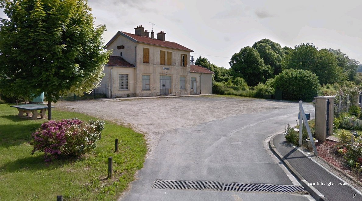 (02650) Mézy-Moulins - 4 Rue de la Gare — foto