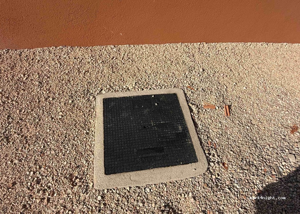 (16442) Villares del Saz - Calle General Sanjurjo — foto 2