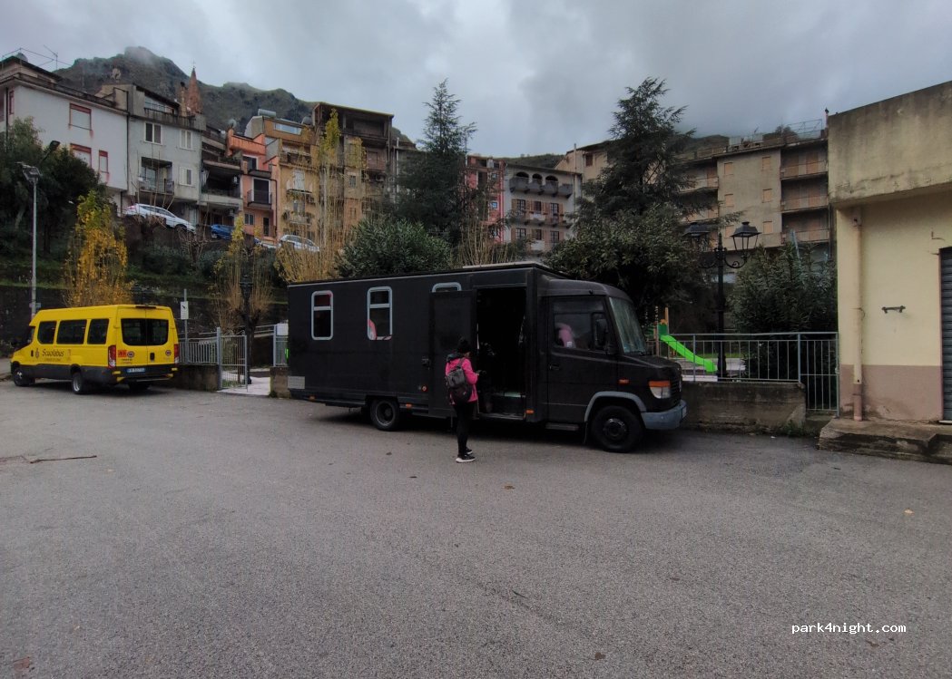 (98070) Longi - Via Campo Plurimo — foto