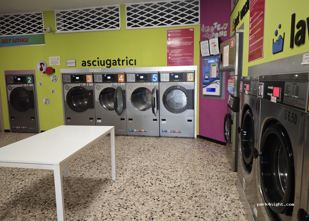 (73029) Vernole - Via Cairoli, 35 — foto 2