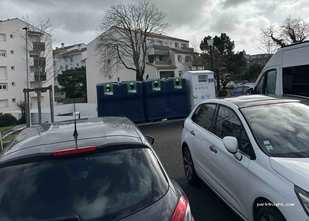 (33000) Bordeaux - Rue du Tauzin — foto 2