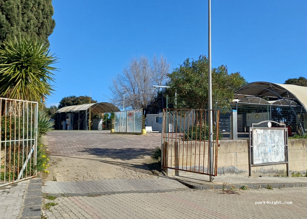 (95041) Caltagirone - Via Santa Caterina 1a — foto 2