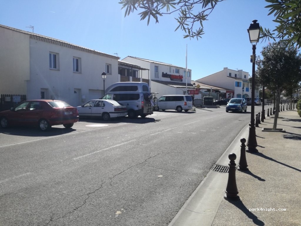 (13460) Saintes-Maries-de-la-Mer - 1 Rue des Paluns — foto 3