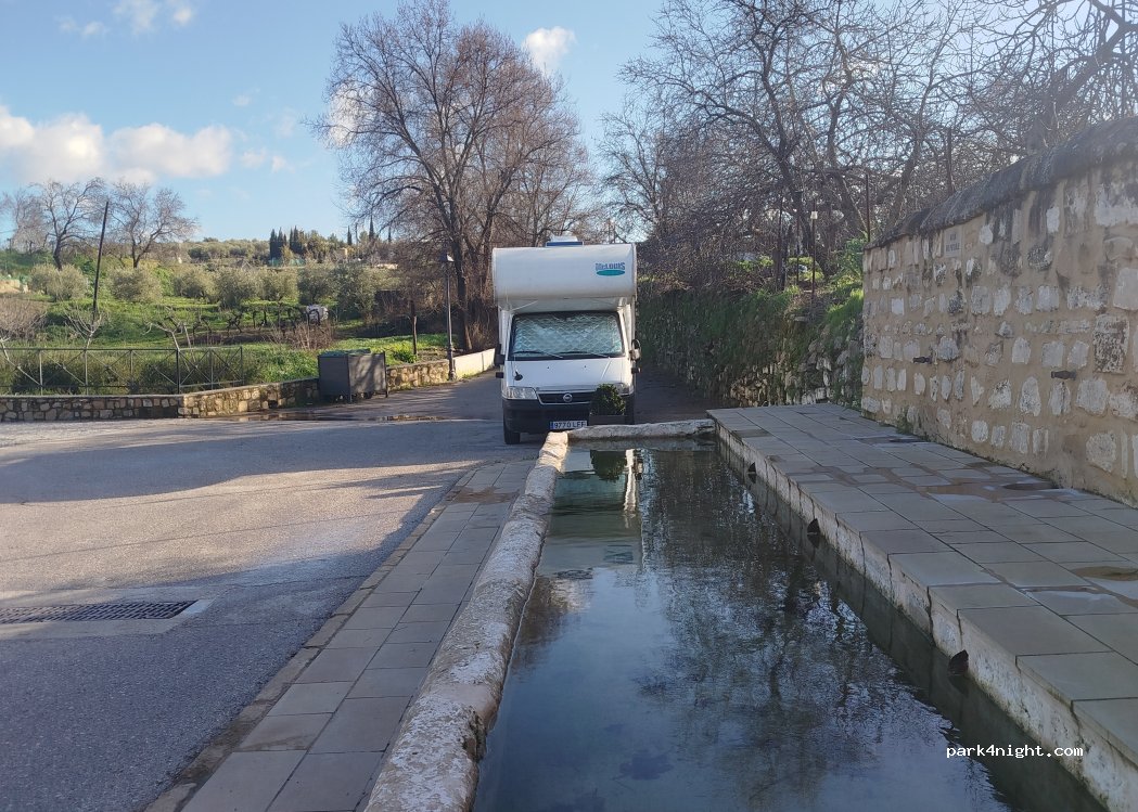 (23440) Ibros - Calle Cuesta del Valle — foto 3