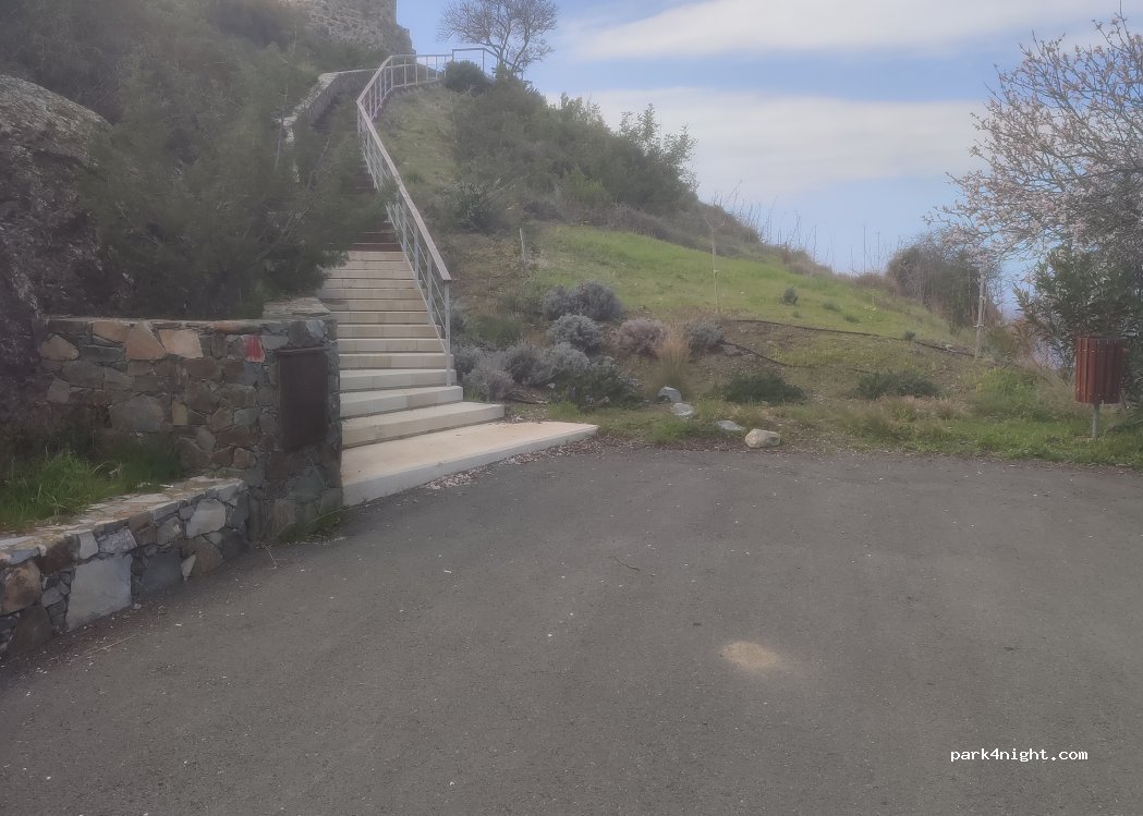 () Kato Pyrgos - Unnamed Road — foto 2