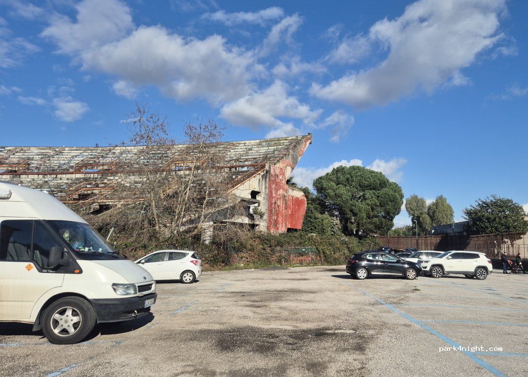 (80124) Naples - Via Corrado Barbagallo — foto