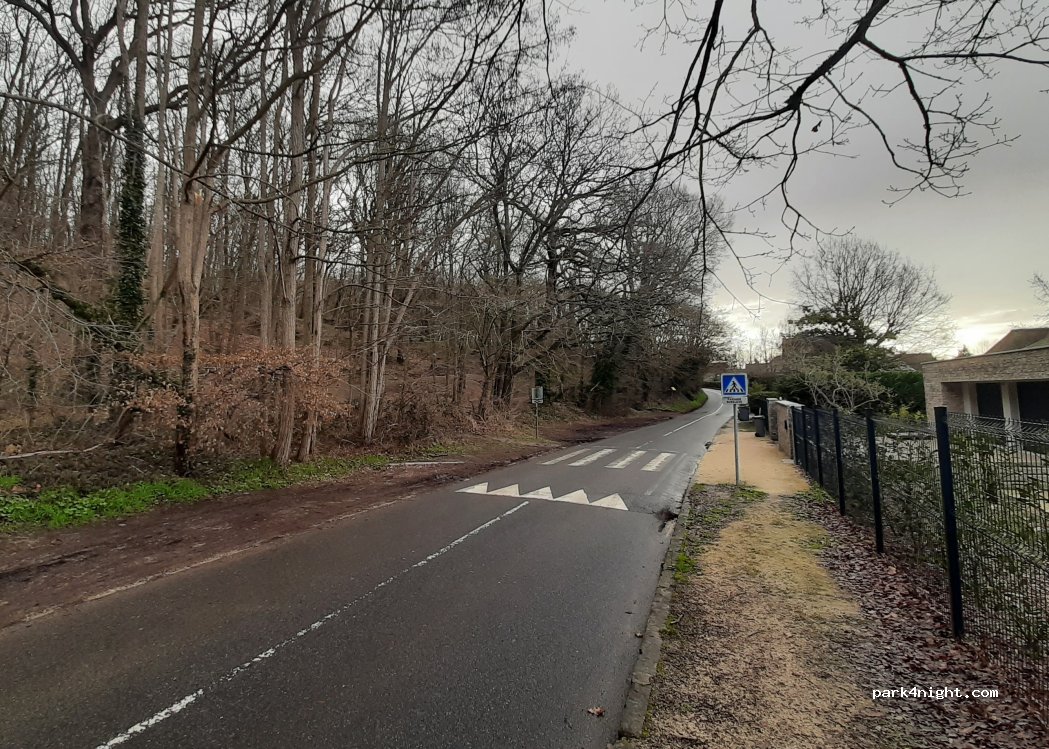 (91370) Igny - Route de Bièvres — foto