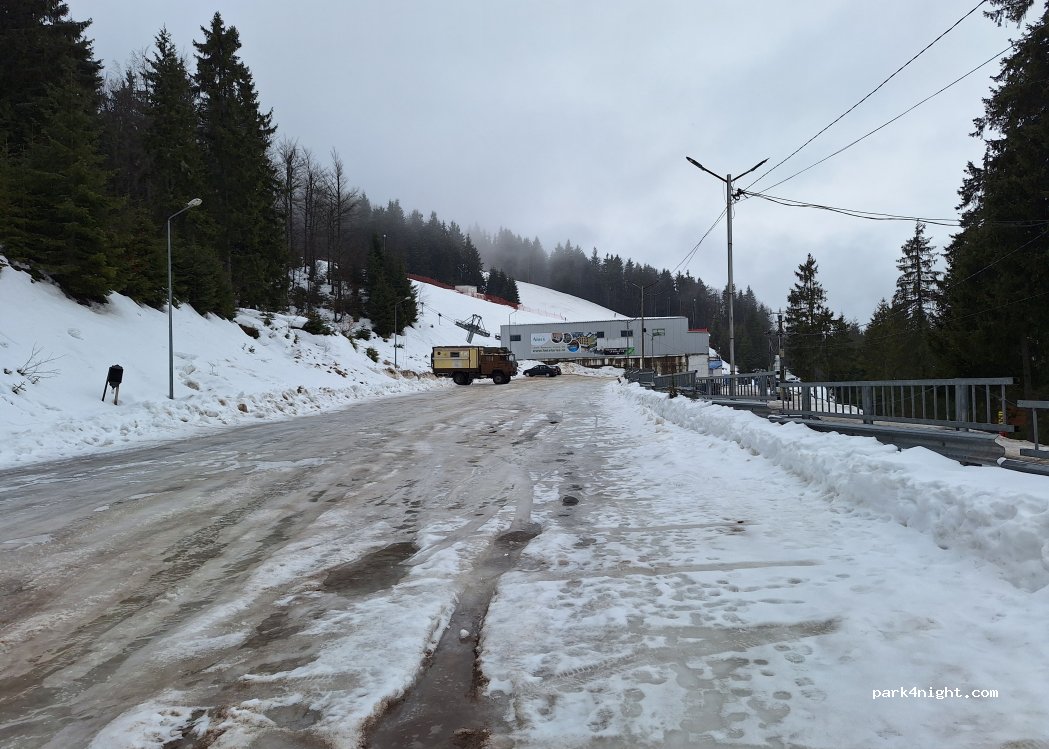 (517042) Nucet - Unnamed Road — foto