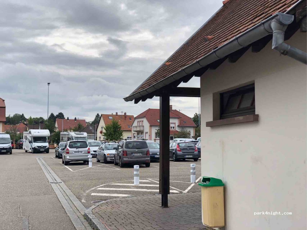 (67160) Wissembourg - 5 Place de la Foire — foto