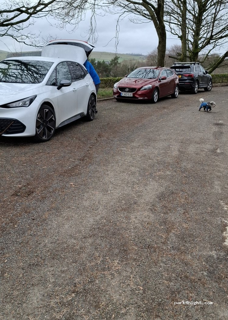 (S32 4TL) Derbyshire Dales - New Road — foto