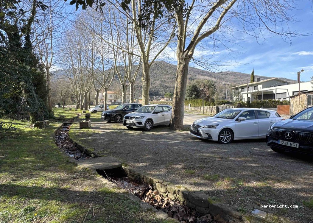 (1718) la Vall d'en Bas - Passeig del General Estartús — foto 3