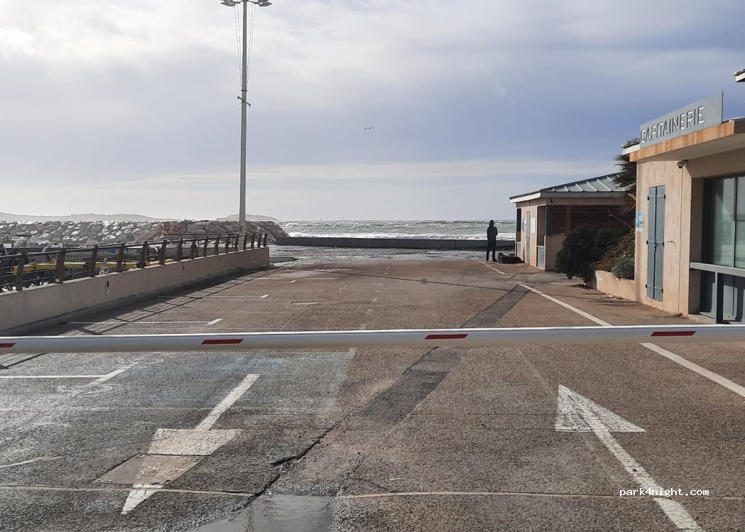 (83140) Six-Fours-les-Plages - Corniche de la Coudoulière — foto
